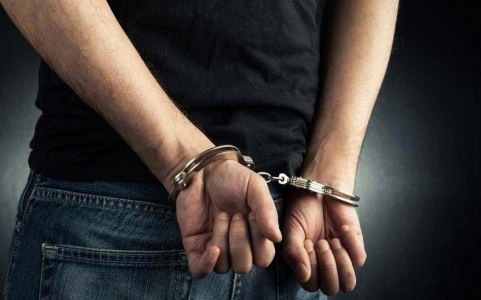 52χρονος συνελήφθη για τραπεζική απάτη ύψους 700.000 ευρώ με πλαστά έγγραφα>