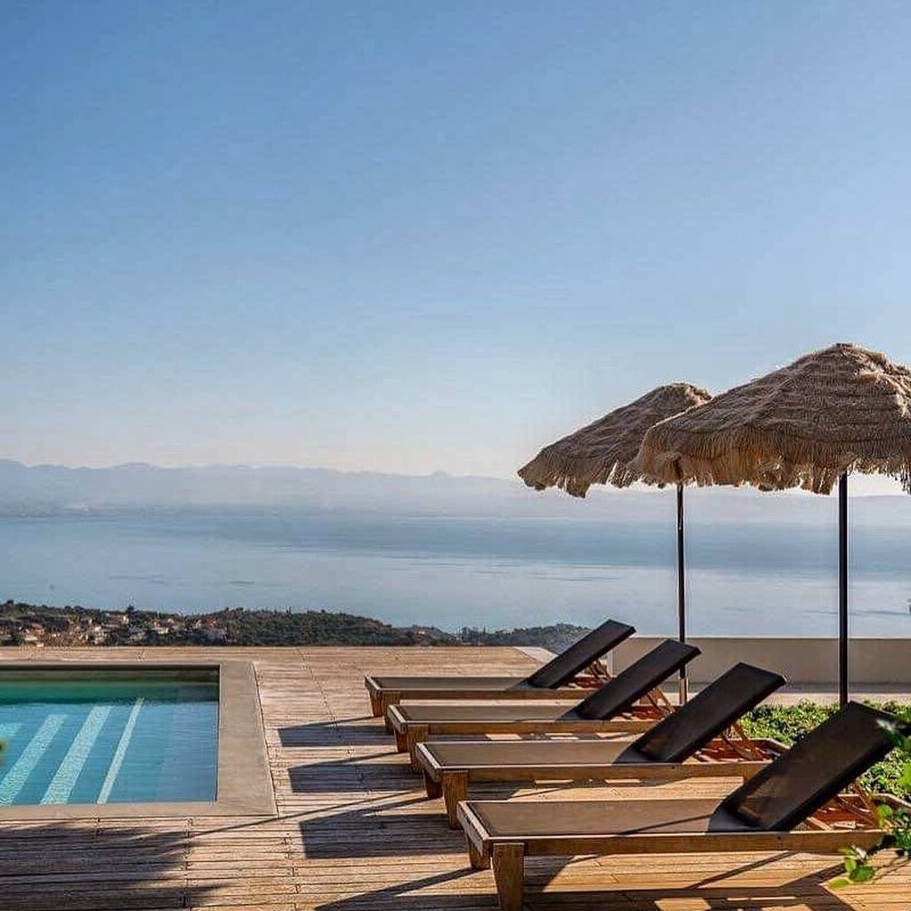 Euphoria Studios: Εκπληκτικό ξενοδοχείο στην Αβία της Μάνης με πισίνα, θέα και πλούσιο πρωινό