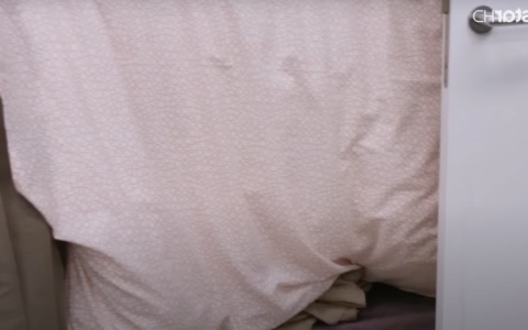 Οι διαγωνιζόμενοι του MasterChef πιάστηκαν γυμνοί στο κρεβάτι από την κάμερα παραγωγής