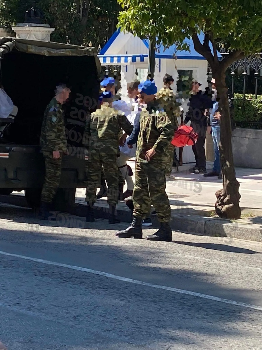 Προεδρικός φρουρός καταρρέει εν ώρα καθήκοντος: Θυσίες και επαγρύπνηση