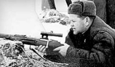 Vasily Zaitsev: Ο ελεύθερος σκοπευτής που εκτέλεσε 243 Γερμανούς σε 1 μήνα και έγινε ήρωας στον Β’ Παγκόσμιο Πόλεμο