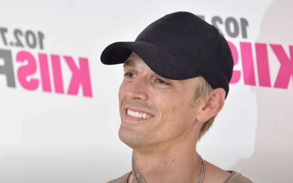 Aaron Carter Αιτία θανάτου: Πνιγμός με αλπραζολάμη και διφθοροαιθάνιο>