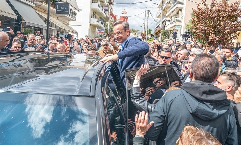 Αλεξίσφαιρη πολυτέλεια: Το εσωτερικό της θωρακισμένης BMW X5 του Έλληνα πρωθυπουργού