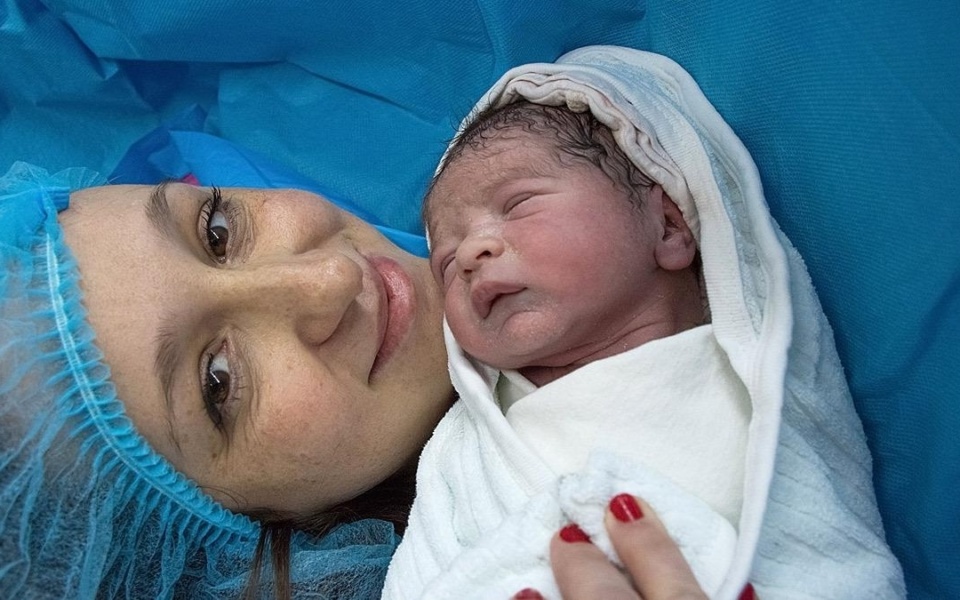 Αληθινοί μαχητές και πολεμιστές: Μητέρες που γέννησαν με καισαρική τομή>