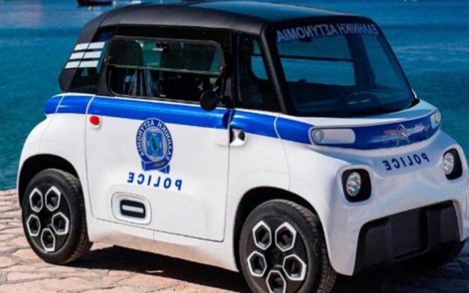 Δείτε το Citroen Ami: Το μικρότερο αστυνομικό αυτοκίνητο στην Ελλάδα με μέγιστη ταχύτητα 45km/h>