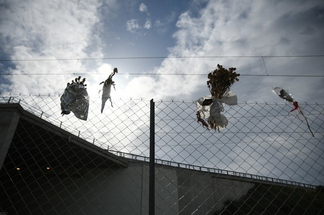 Εικονοστάσι ανεγέρθηκε στα Τέμπη προς τιμήν των θυμάτων του θανατηφόρου δυστυχήματος