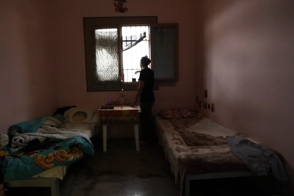 Η ιστορία της Ευρυδίκης: Μια μητέρα δύο φορές μετά τη δολοφονία του βιαστή της κόρης της