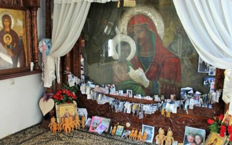 Η θαυματουργή εικόνα της Παναγίας Τσαμπίκα στη Ρόδο: Μια ιστορία θεϊκής παρέμβασης και θαυμάτων που ξεδιπλώνονται>