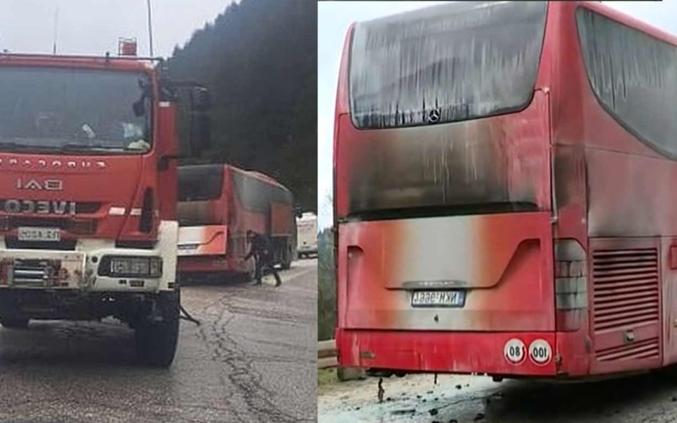 Λεωφορείο που μετέφερε 52 μαθητές έπιασε φωτιά κατά τη διάρκεια σχολικής εκδρομής στο Μέτσοβο>