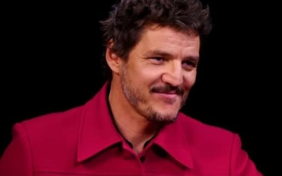 Pedro Pascal: Μόλυνση των ματιών από το Game of Thrones Selfies>