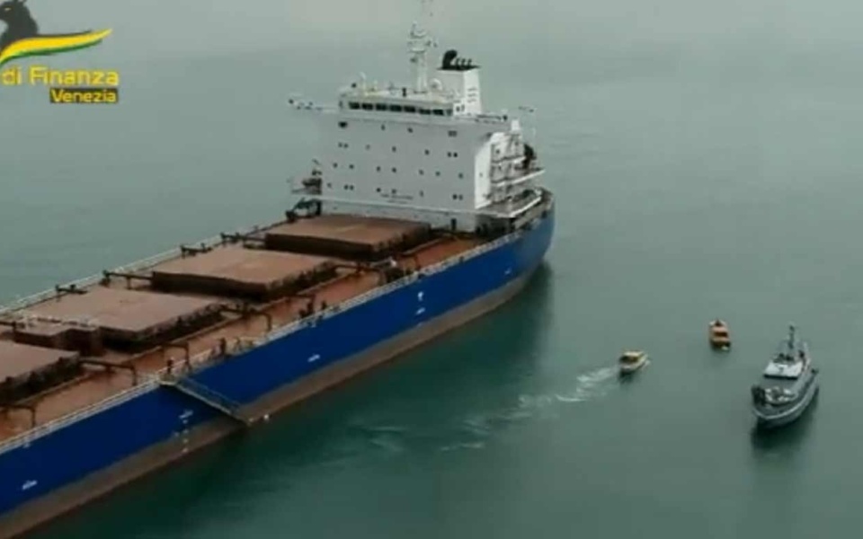 Πλοίο Έλληνα εφοπλιστή στη Βενετία μετέφερε φορτίο κοκαΐνης ύψους 150 εκατ. ευρώ>