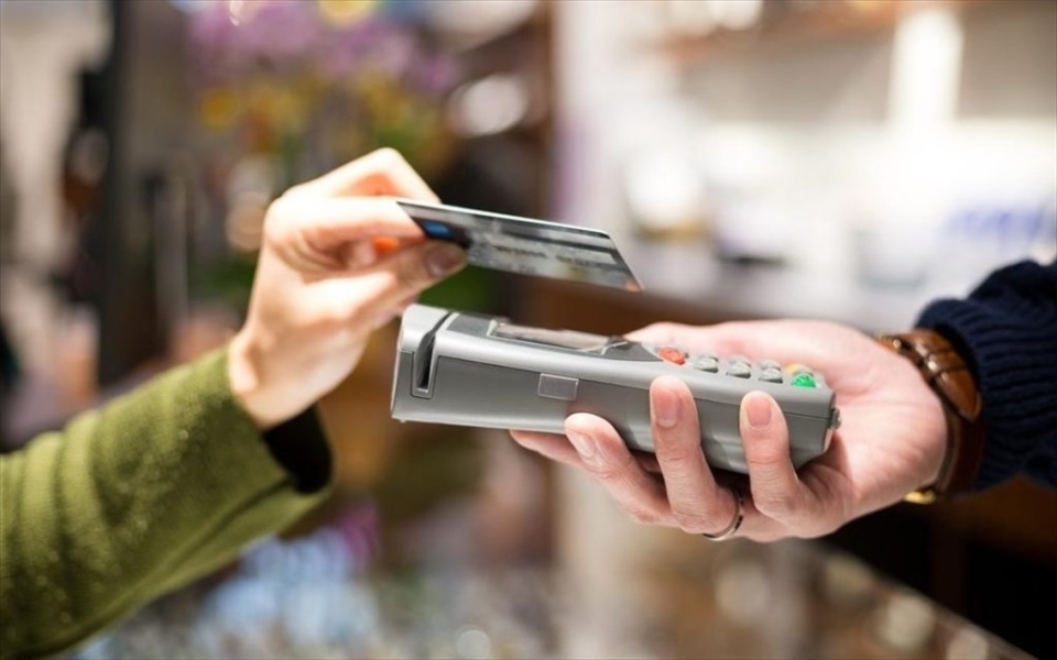 Συναγερμός: Νέα απάτη κλέβει το PIN της πιστωτικής σας κάρτας σε 6 δευτερόλεπτα>