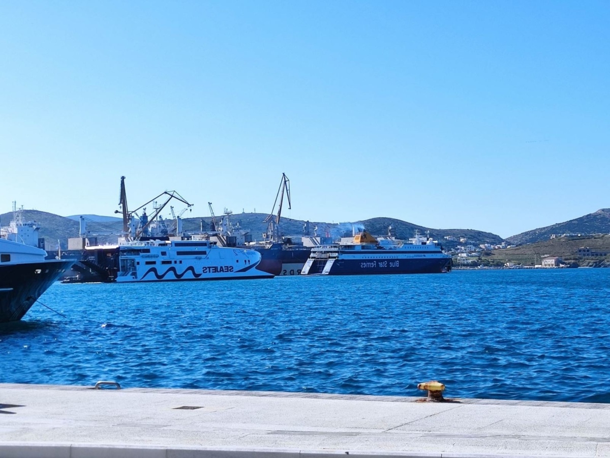 Σώμα μικρού παιδιού βρέθηκε στο λιμάνι της Σύρου