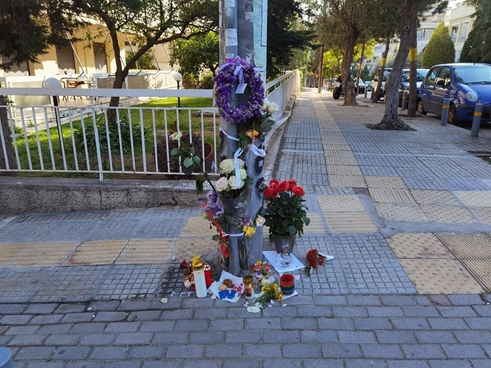 Πένθος για τον Νίκο Μάκο: Τραγικό τροχαίο στον Άλιμο -Βίντεο
