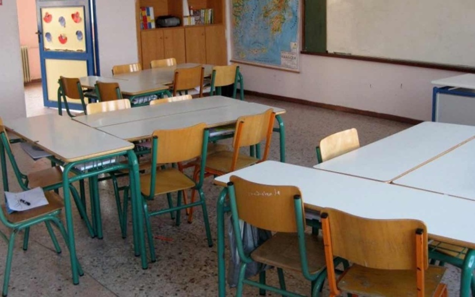 Το Ελληνικό Σχολικό Σύστημα: Όταν ο παιδαγωγικός λαϊκισμός αποτυγχάνει τους εκπαιδευτικούς και τα παιδιά>