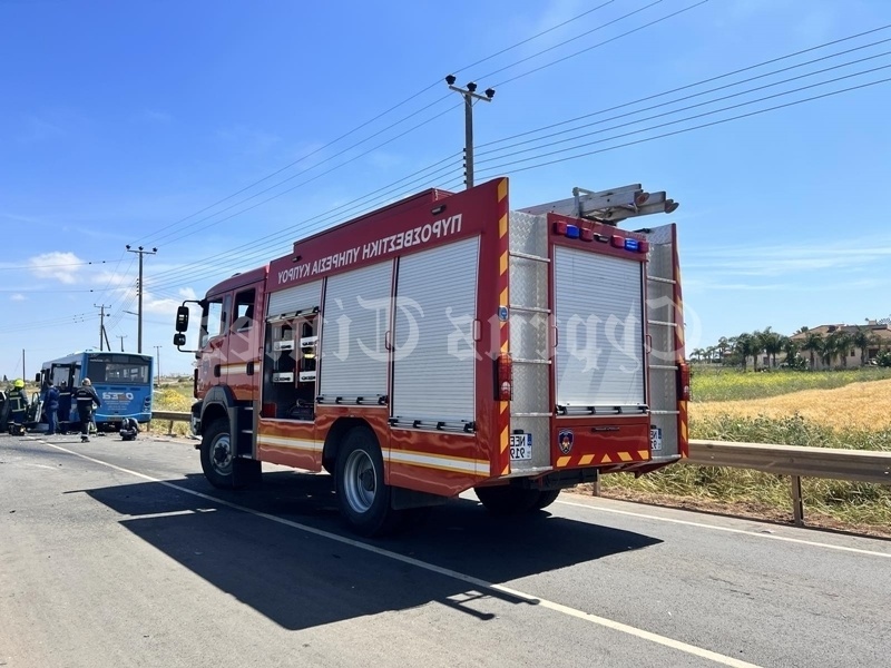 Θανατηφόρο τροχαίο ατύχημα στην Κύπρο: 23χρονη γυναίκα πέθανε σε σύγκρουση με λεωφορείο ενώ πήγαινε παιδί σε γιατρό