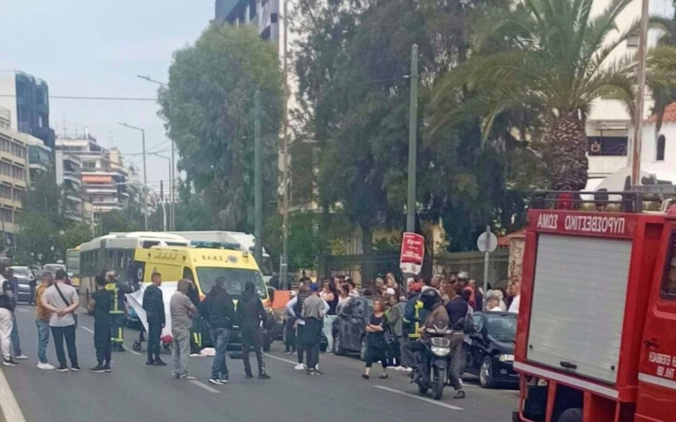 12χρονο κορίτσι σκοτώθηκε σε δυστύχημα με εγκατάλειψη στην Καλλιθέα>