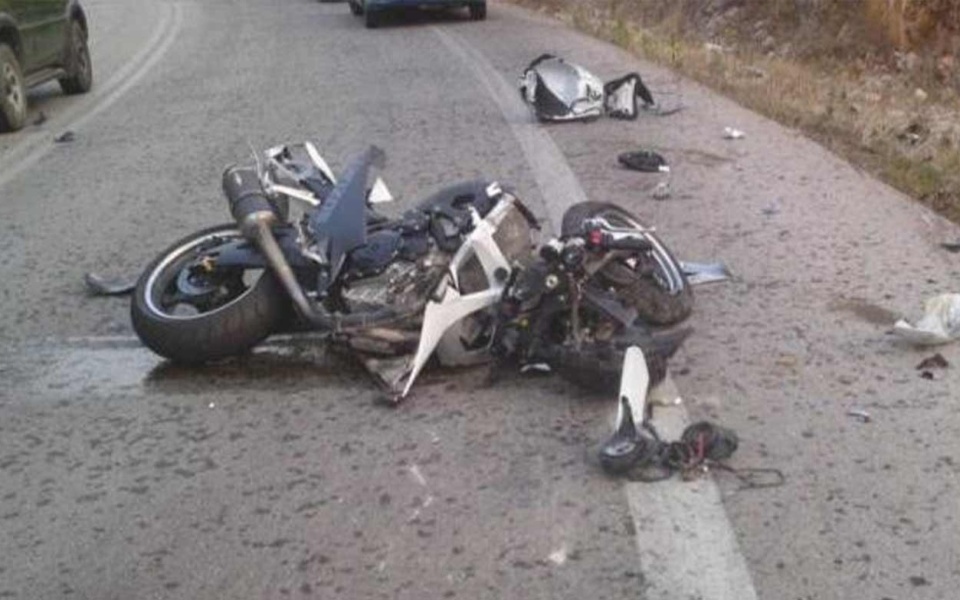 19χρονος στρατιώτης πέθανε σε τρομερό ατύχημα με μοτοσικλέτα στη Χίο, Ελλάδα>