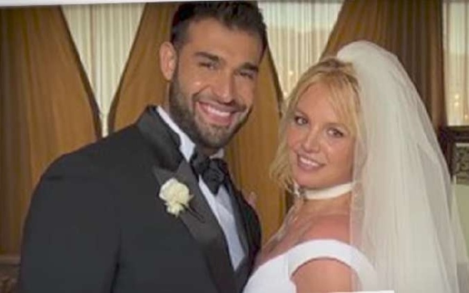 Britney Spears: Φήμες για συζυγική αναταραχή>