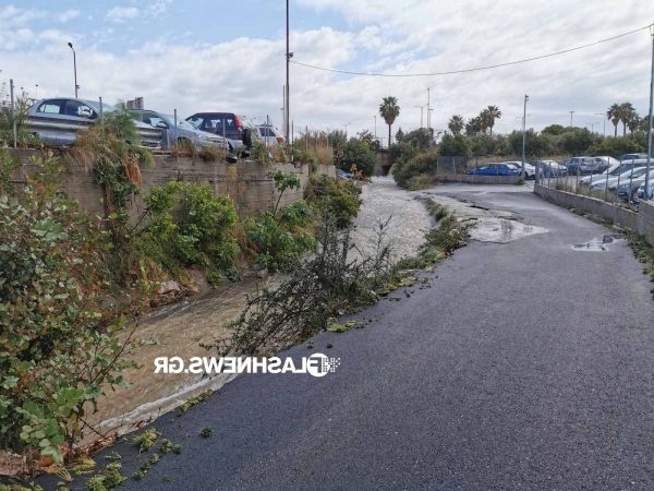 Δόκιμος αστυνομικός παρασύρθηκε από χείμαρρο στο αεροδρόμιο Χανίων