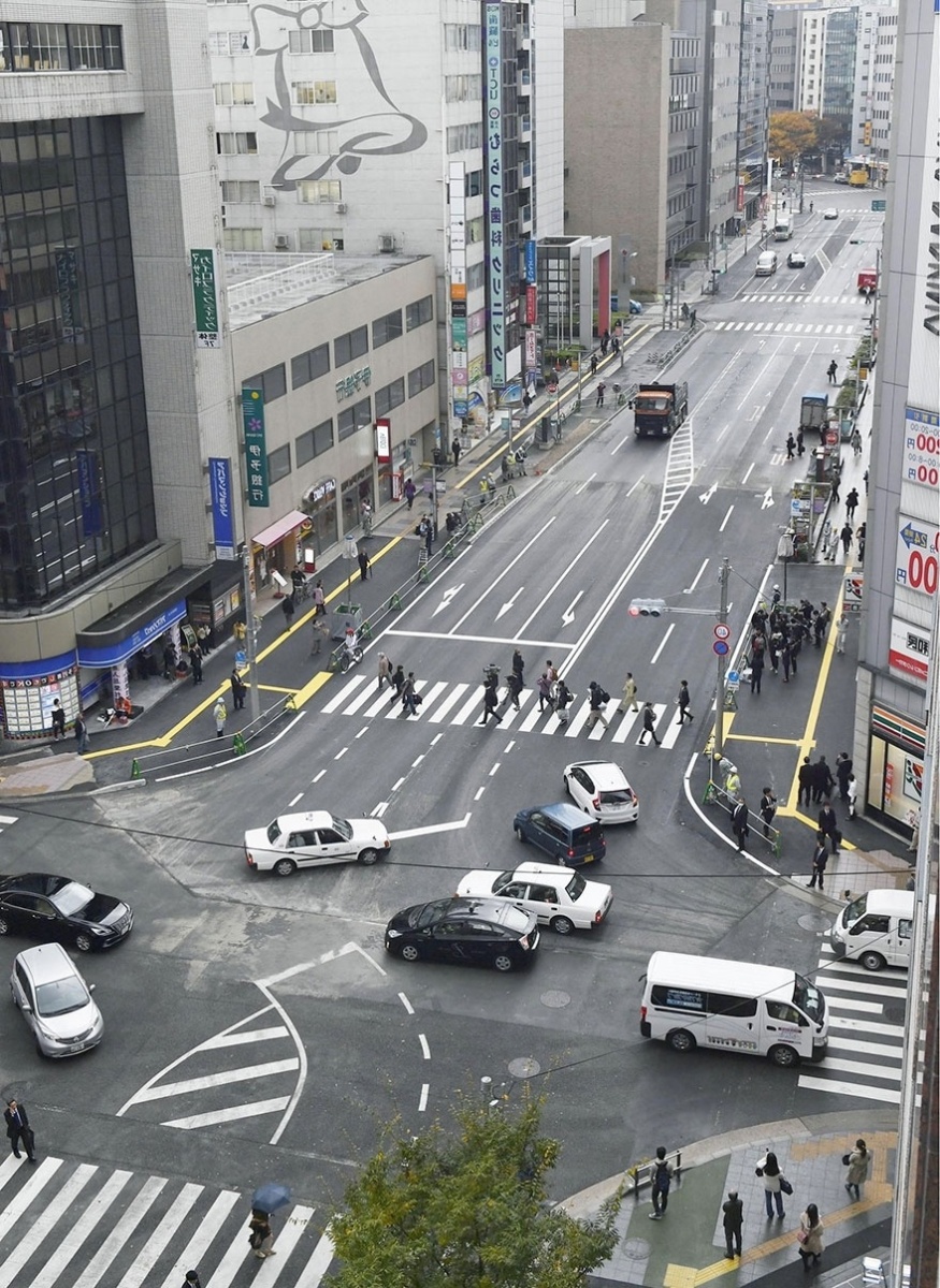 Ένα αξιοσημείωτο επίτευγμα σε μόλις μία εβδομάδα: Αποτελεσματική επισκευή τεράστιας τρύπας στη Φουκουόκα της Ιαπωνίας