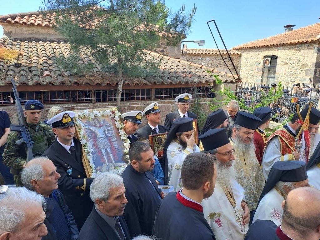 Ετήσια ένδοξη γιορτή: Ο Ταξιάρχης Μανταμάδου προσκύνησε – Πρακτορείο Ειδήσεων Ορθοδοξία