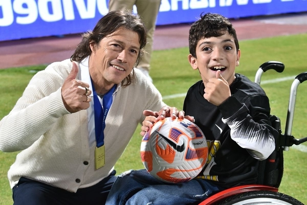 Η ελπίδα αναζωπυρώνεται: Εμπνευσμένη φωτογραφία από τον τελικό Κυπέλλου αναβιώνει το ελληνικό ποδόσφαιρο