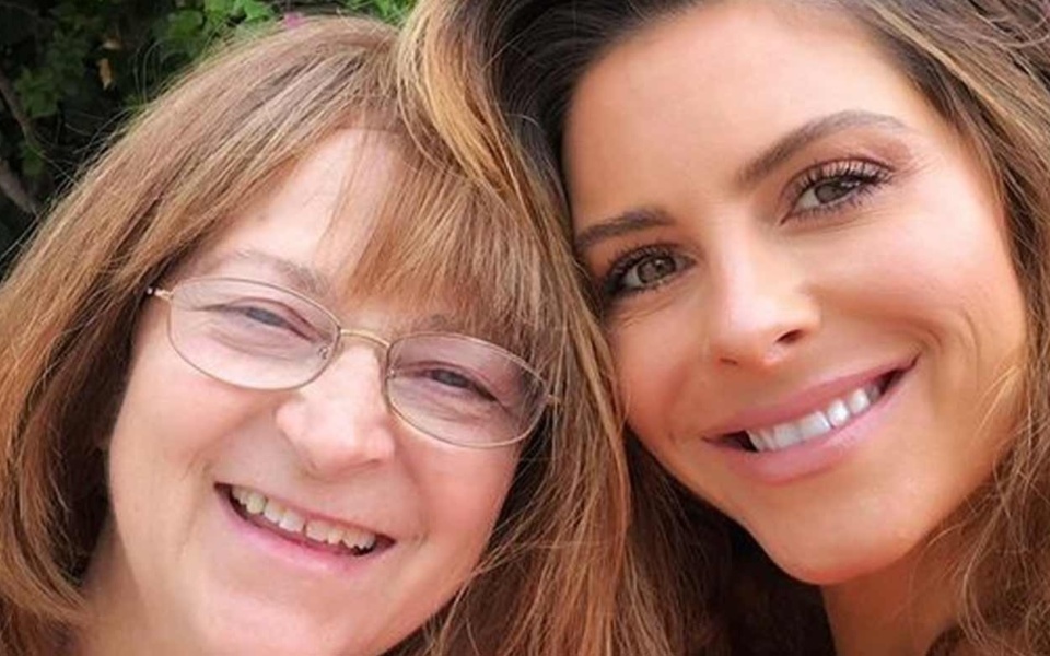 Η Μαρία Μενούνος μοιράζεται ένα συγκινητικό αφιέρωμα στην αδικοχαμένη μητέρα της στο Instagram>