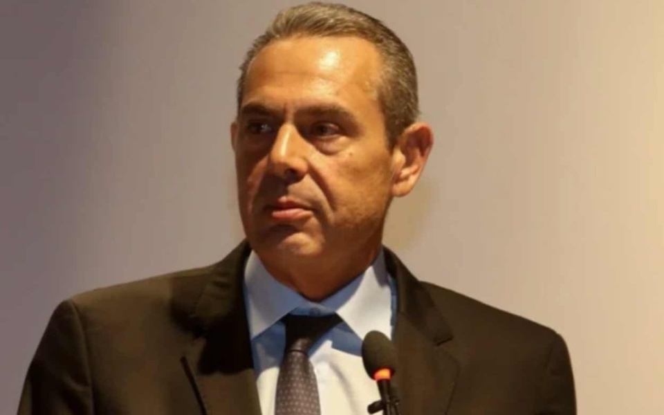 Καυτά πράγματα στην πίστα χορού: Ο Πάνος Καμμένος χορεύει με δερμάτινο παντελόνι>