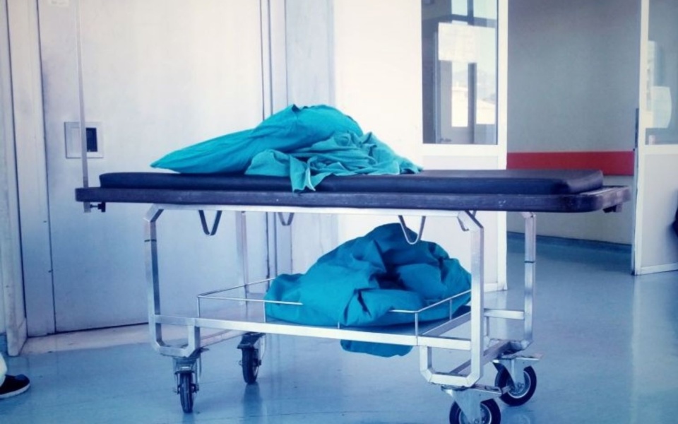 Κλείδωμα ογκολογικής κλινικής: 150 ασθενείς κινδυνεύουν να χάσουν τη φροντίδα τους λόγω έλλειψης γιατρών – Καλείται συγκέντρωση>