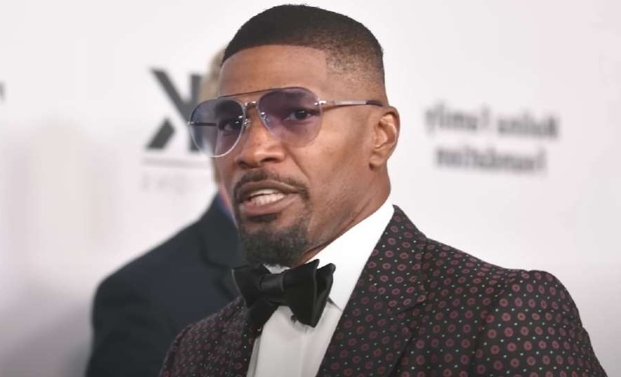 Υγιεινή εκδρομή γκολφ του Jamie Foxx: Μια πολλά υποσχόμενη δημόσια εμφάνιση