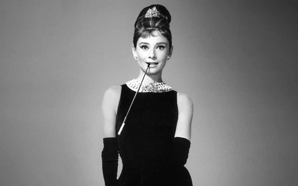 Οι 15 διαχρονικές συμβουλές της Audrey Hepburn για στυλ, ομορφιά και ευτυχία>
