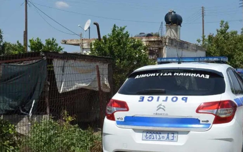 Τραγικό έγκλημα: Συγκλονιστικοί πυροβολισμοί σε αυτοκίνητο αποκαλύφθηκαν από την Ελληνική Αστυνομία>