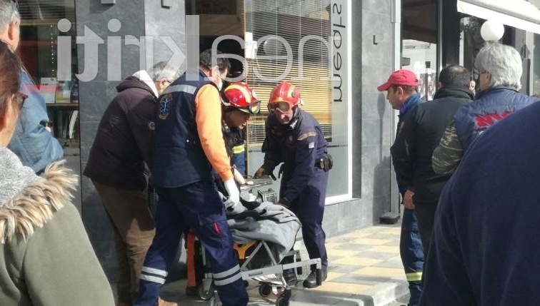 Τραγικό περιστατικό: 26χρονη γυναίκα χάνει το χέρι της σε ατύχημα με μηχανή κοπής