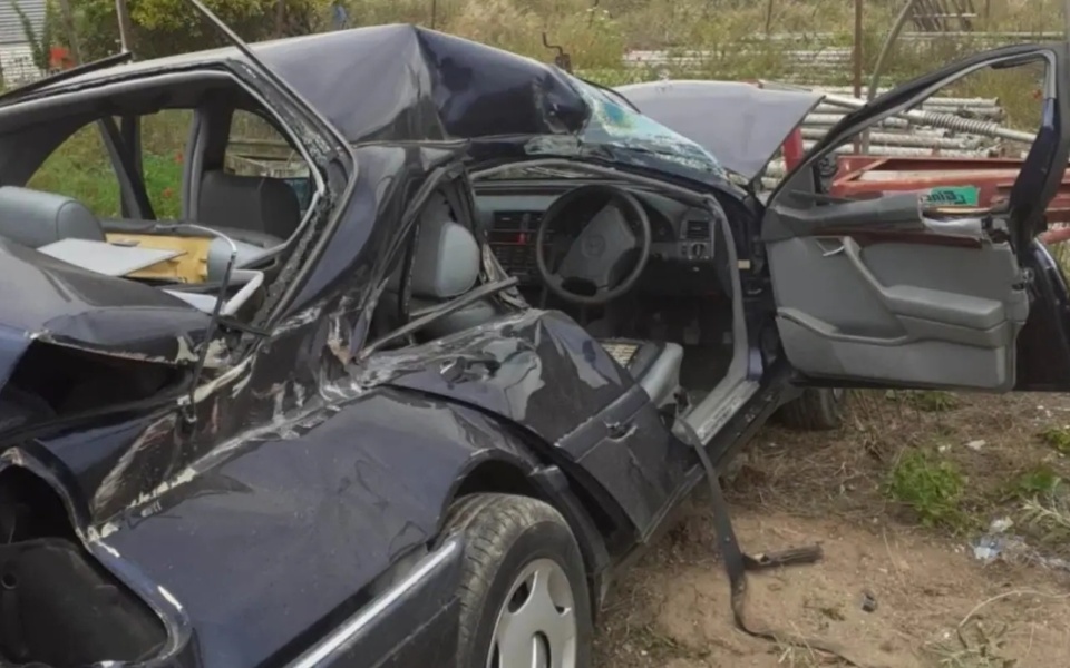 Τραγικό τροχαίο ατύχημα: Νεκρός οδηγός, σε κρίσιμη κατάσταση – Σοκαριστικές φωτογραφίες>