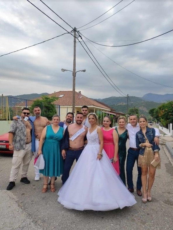 Αιτωλοακαρνανία Γάμος: Από τη γιορτή στην κάλπη – Το ταξίδι του Νίκου και της Ελίζαμπεθ