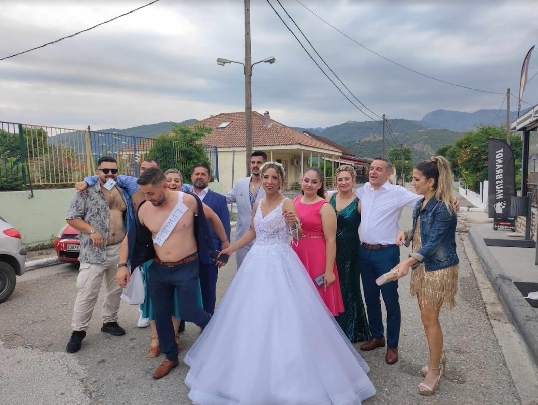 Αιτωλοακαρνανία Γάμος: Από τη γιορτή στην κάλπη – Το ταξίδι του Νίκου και της Ελίζαμπεθ