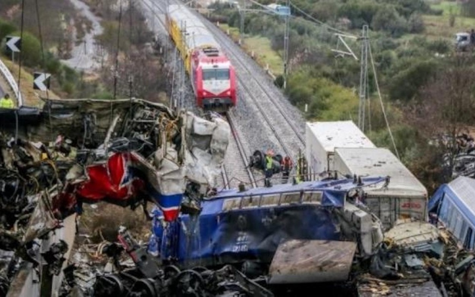 Αποκαλύπτοντας την αλήθεια: Πώς προκλήθηκε η πυρκαγιά της τραγωδίας στα Τέμπη>