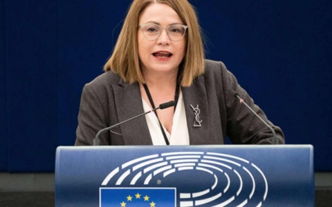 Άρση της ασυλίας της Μαρίας Σπυράκη: Απόφαση του Ευρωπαϊκού Κοινοβουλίου και λεπτομέρειες της έρευνας>