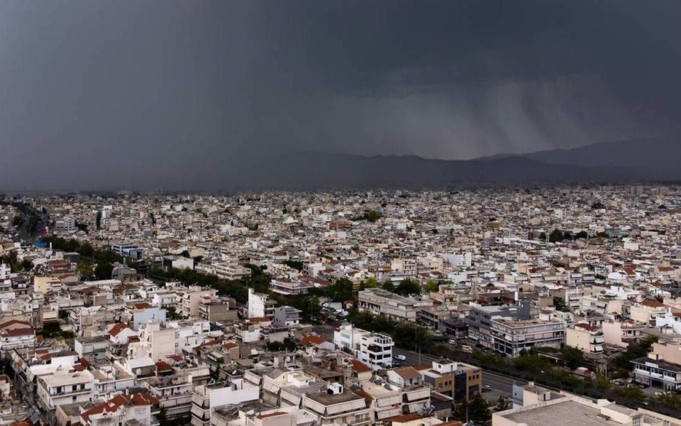 Ασυνήθιστο φθινοπωρινό κύμα: Βροχές και καταιγίδες προβλέπει ο Μαρουσάκης – Ενημέρωση για τον καιρό>