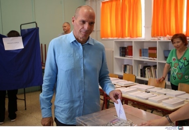 Αξέχαστη στιγμή ψηφοφορίας | GNTM: Ο Βαρουφάκης και η εκπληκτική κόρη του