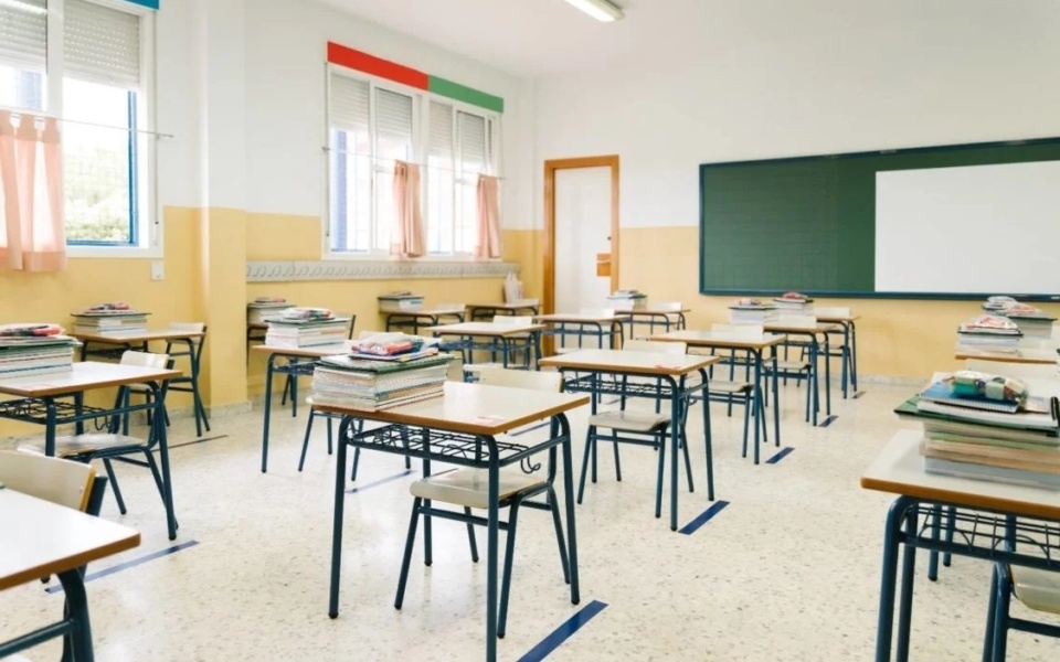 Χάος στα σχολεία: Πανελλαδικές διαταραχές στις ενδοσχολικές εξετάσεις>