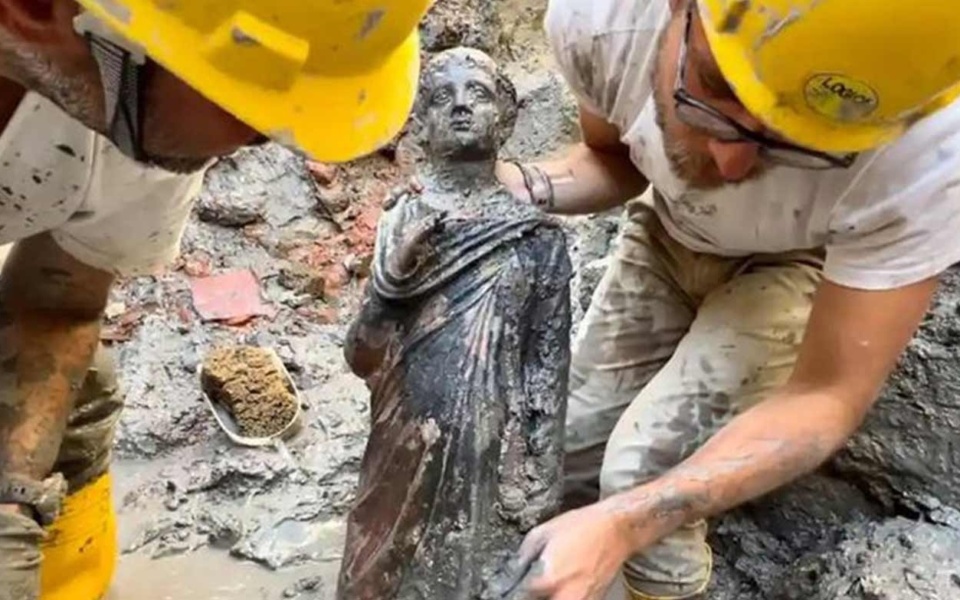 Δείτε αρχαία ετρουσκικά και ρωμαϊκά αγάλματα: Ο αρχαιολογικός θησαυρός της Ιταλίας αποκαλύφθηκε>