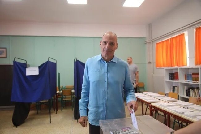Γιάνης Βαρουφάκης: Αισιόδοξη ψήφος και αψηφώντας τους σκεπτικιστές