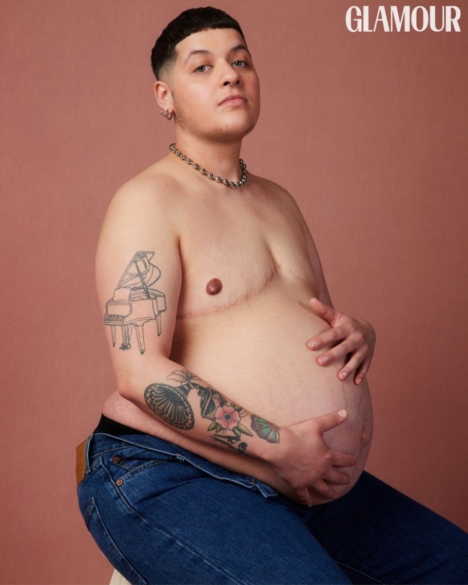 Γιορτάζοντας τον Μήνα Υπερηφάνειας: Έγκυος διεμφυλικός άνδρας στο εξώφυλλο του Glamour