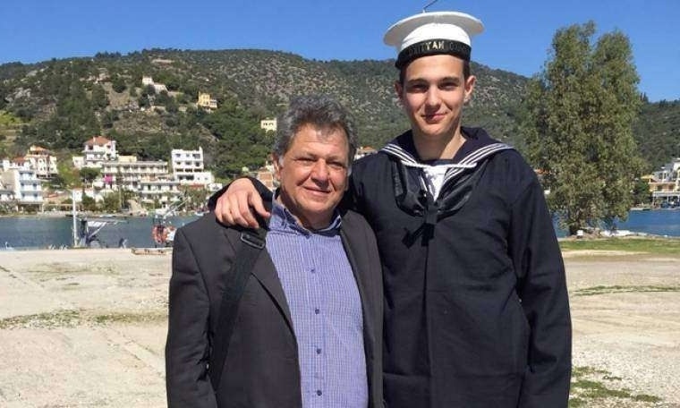 Ο περήφανος πατέρας Γιώργος Παρτσαλάκης αποκαλύπτει το εμπνευσμένο ταξίδι των γιων του σε μια αποκλειστική συνέντευξη