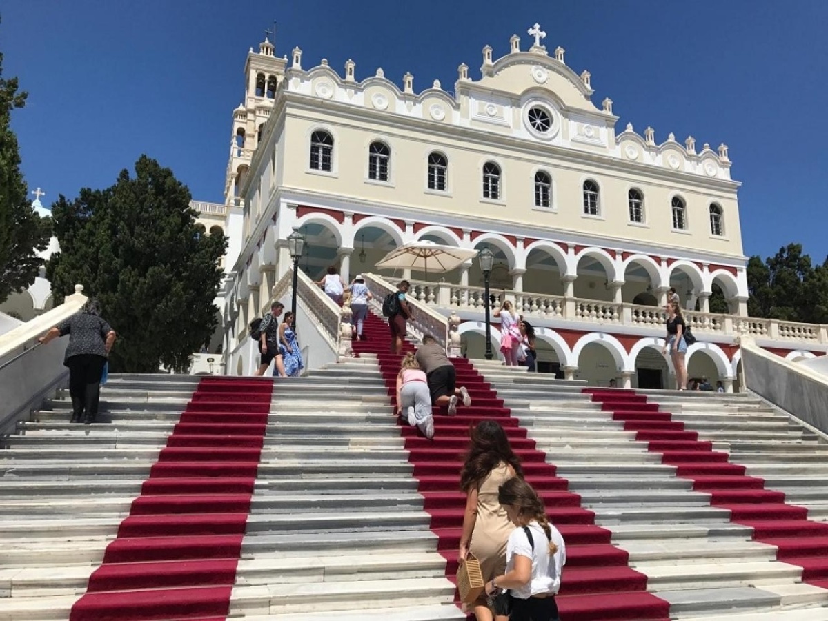 Παναγία της Τήνου: 200 χρόνια θαυμάτων   Αποκαλύπτοντας εκπληκτικές θεϊκές παρεμβάσεις