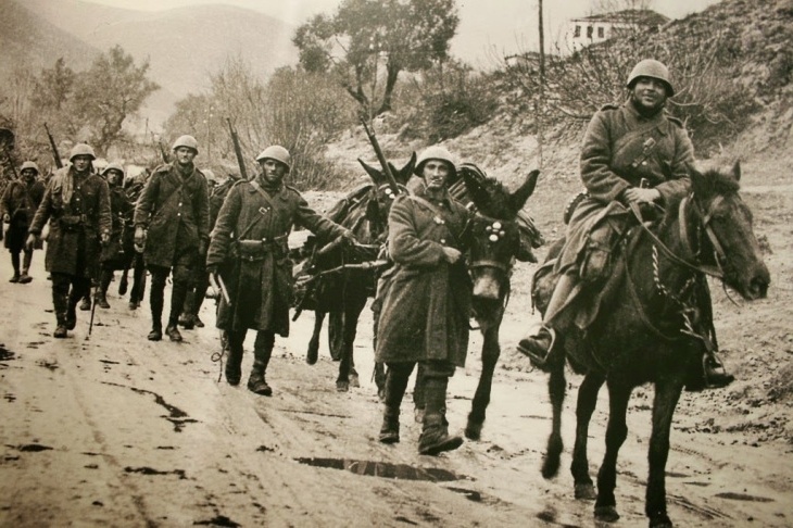 Σπαρακτική ιστορία: Ο στρατιώτης έχασε το άλογό του κυνηγώντας τους Ιταλούς στην Αλβανία