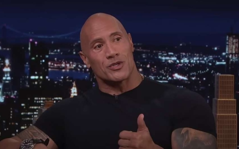 Το συναισθηματικό ταξίδι του Dwayne Johnson: Συμφιλίωση και σκέψεις για την Ημέρα του Πατέρα>