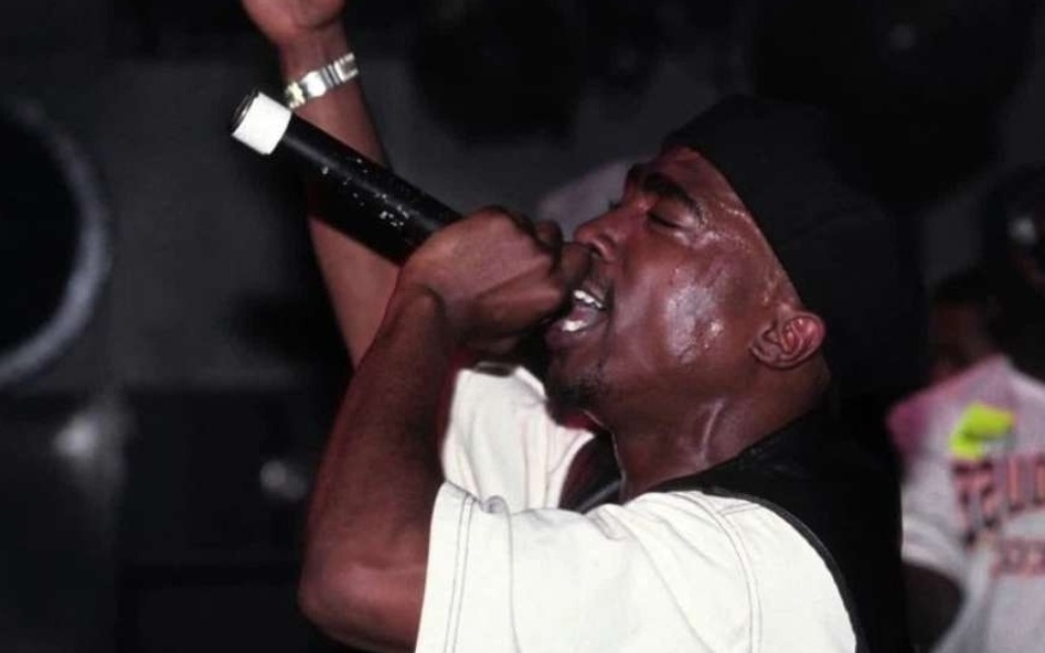 Tupac Shakur: Αστέρι στο Walk of Fame του Χόλιγουντ για τον θρυλικό ράπερ>